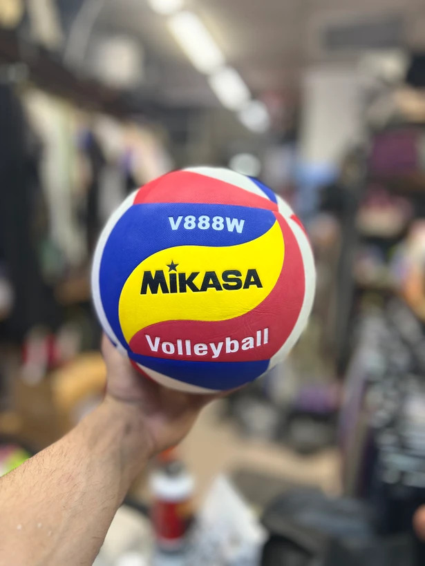 توپ والیبال برندMIKASA رویه مخملی v888w